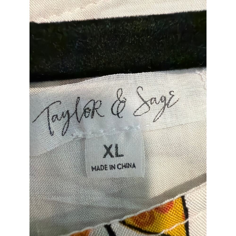 Taylor and Sage XL ivory paisley sleeveless keyhole back mini shift dress - Picture 3 of 4